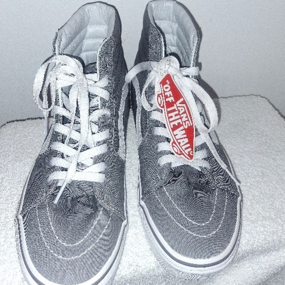 Vans Sk8-Hi in Frost Gray and White